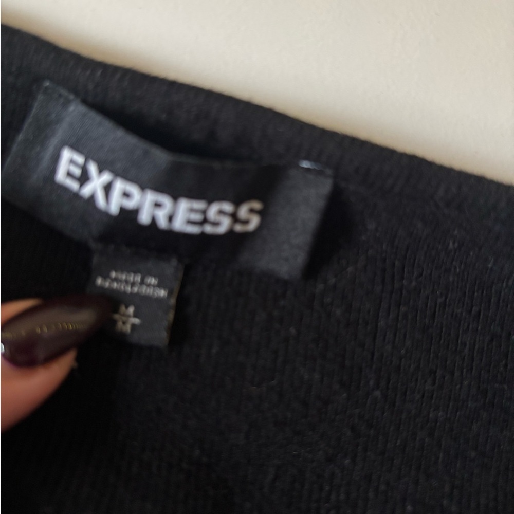 Express Black Short Sleeve Women's Top - Picture 6 of 6